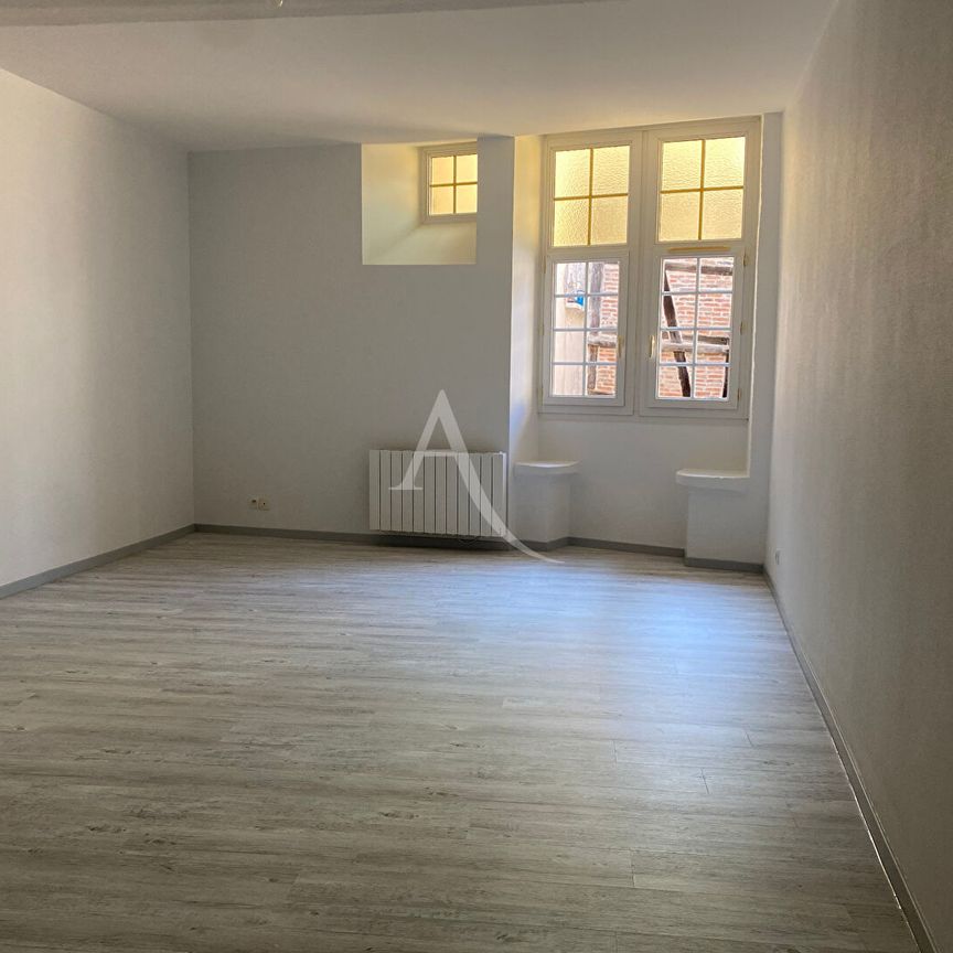 Location Appartement 2 pièces 56m² - Photo 1