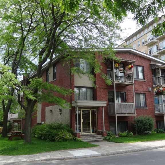 1 1/2 rénové à Dorval près des services - Photo 1