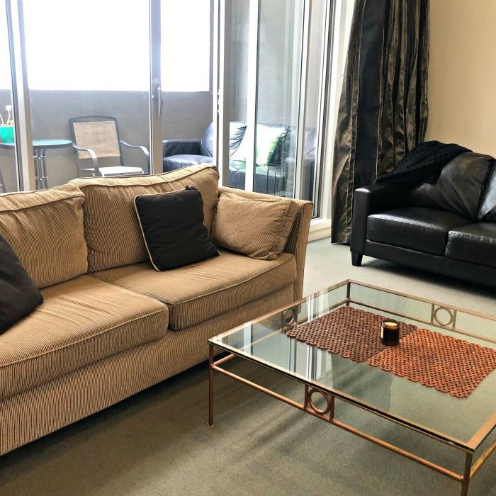 Large 2 bedroom apartment with mezzanine master bedroom - Photo 1