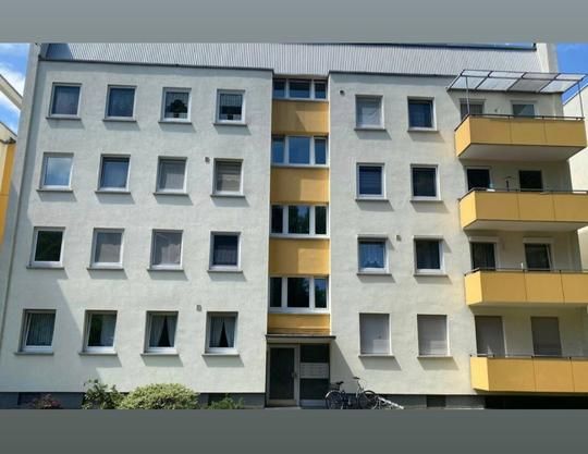 Frisch-renovierte 3-Zimmer-Wohnung mit Balkon in Offenbach - Photo 1