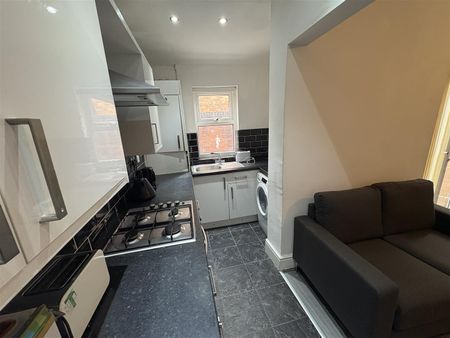 Grosvenor Road, Wavertree - Photo 5