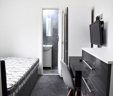 7 bedroom terraced house to rent - Photo 6