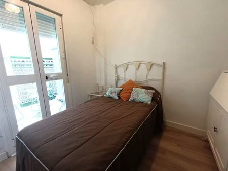 Calle Arrayán, Sevilla, Andalusia 41003 - Photo 5