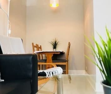 1 Bed Flat, Easter Road, EH6 - Photo 1