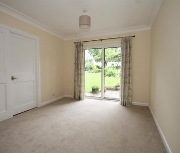 4 bedroom detached bungalow to rent - Photo 5