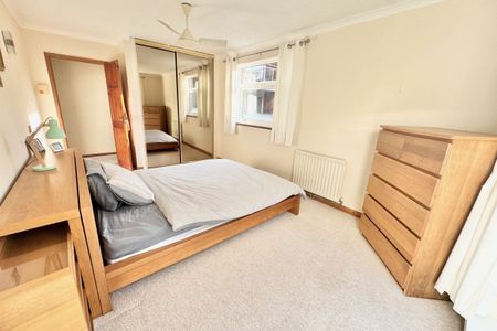 Wellington Road, BOURNEMOUTH - Photo 4