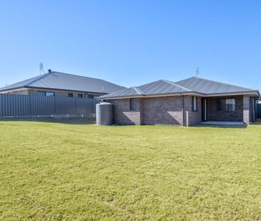 8 Troon Avenue, 2321, Heddon Greta Nsw - Photo 4