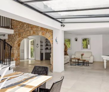 Maison à louer Mougins, Cote d'Azur, France10 000 EUR / Mois - Photo 5