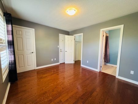 For Lease - 2449 Tesla Crescent, Oakville, Ontario - Photo 4