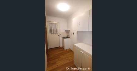 Family home in Andergrove - Photo 4