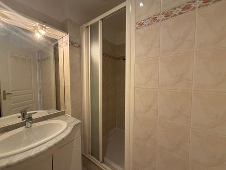 Location Appartement 3 pièces 45m² STE GENEVIEVE DES BOIS 91700 - Photo 5