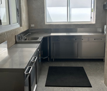 Unit 2, 120 Juliette Street, Greenslopes, QLD - Photo 6