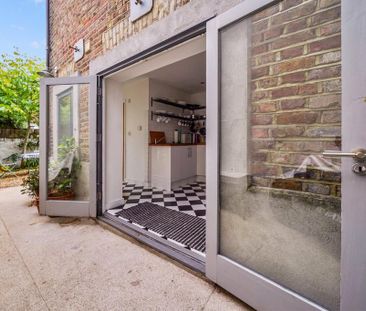 3 bedroom terraced house to rent - Photo 2