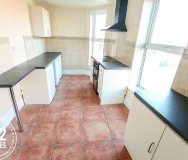 Lovely Lane - Warrington - WA5 - Photo 5