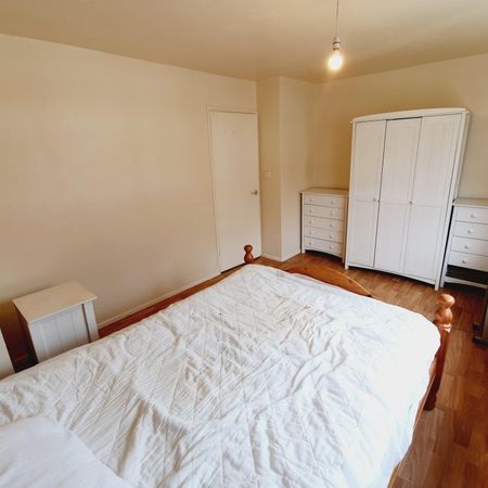 Leahurst Crescent - Photo 3