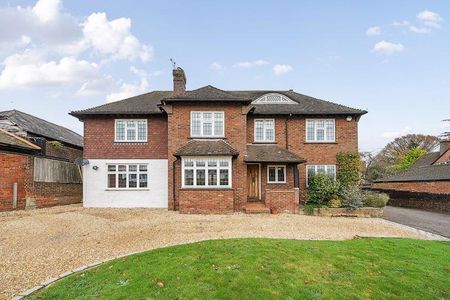 5 bedroom detached house to rent - Photo 4