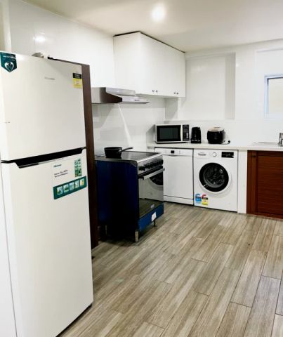 Robb Avenue, Sydney - Photo 2