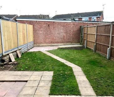 3 bedroom terraced house to rent - Photo 3