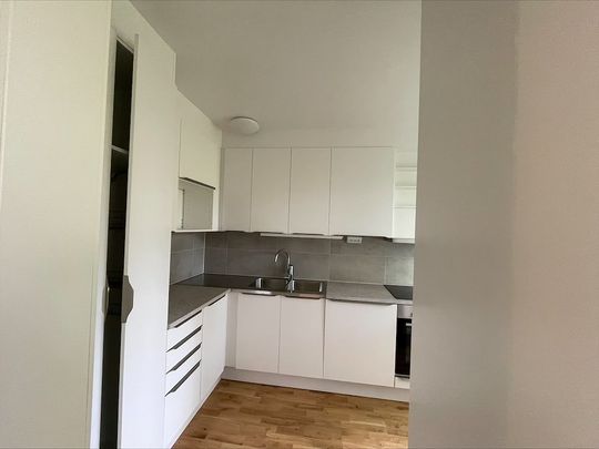 Karlhovsvägen 11 - Photo 1