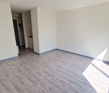 Location Appartement 1 pièce 25m² MAROMME 76150 - Photo 3