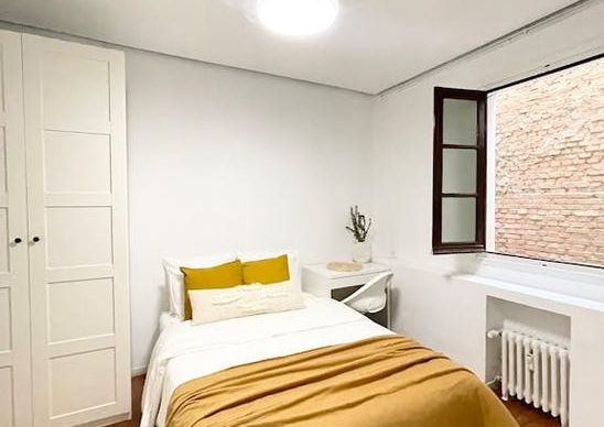 Calle de Goya, Madrid, Community of Madrid 28001