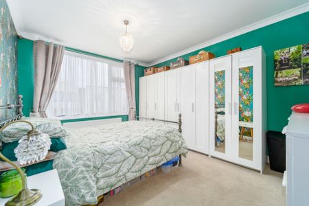 2 bedroom Maisonette to rent - Photo 3