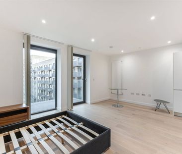 Regalia Close, Silvertown, London, E16 flat to rent - Photo 3