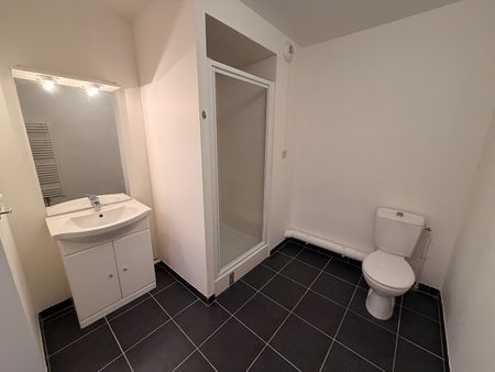 Location Appartement 2 pièces 42m² - Photo 5