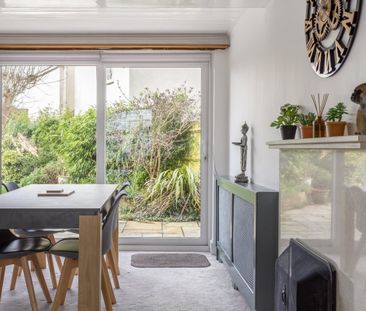 3 bedroom semi-detached house to rent - Photo 5