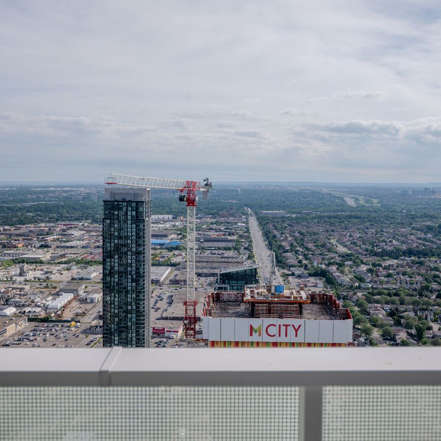 For Lease - 3900 Confederation Pkwy Parkway Unit# 5306, Mississauga, Ontario - Photo 1