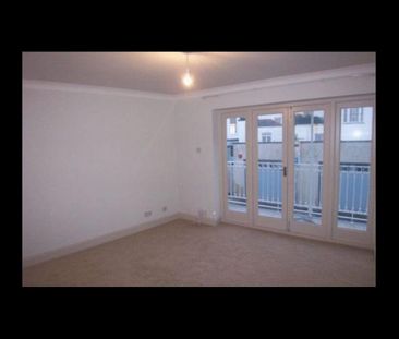 3 Bed Terraced House, Arundel Place, BN2 - Photo 2