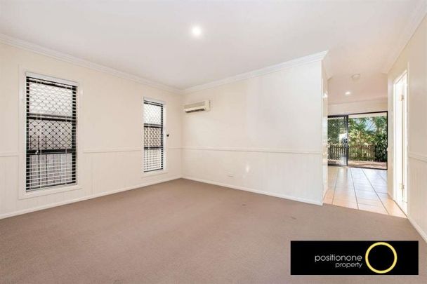 Large Townhouse Backs Onto Parkland - Photo 1