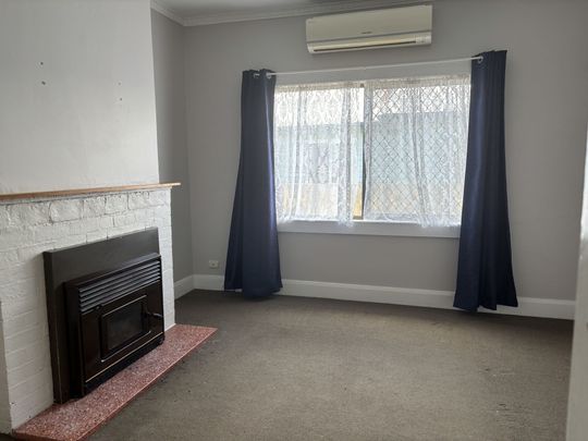 32 Elizabeth Street, Devonport TAS 7310 - Photo 1