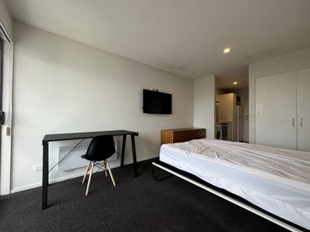 Unit 10b, 70 Waltham Road, Sydenham, Christchurch - Photo 2
