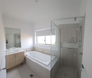 24 Brentwood Street, Highfields - Photo 4