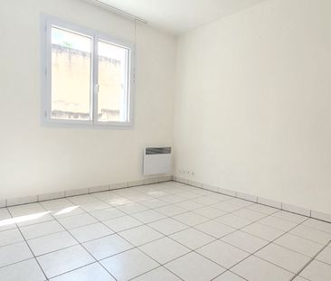 Location Appartement 1 pièce 39m² - Photo 4