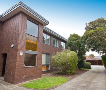 Convenient and Comfortable! - Photo 5