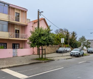 2+1 Bedroom Apartment in Canidelo (Remodeled) - Photo 3