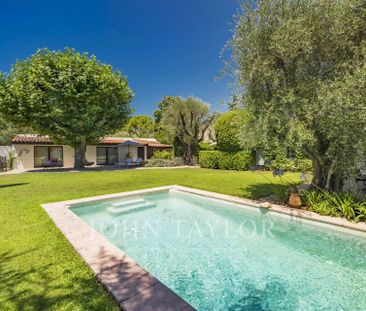 Maison à louer Mougins, Cote d'Azur, France8 500 EUR / Mois - Photo 6
