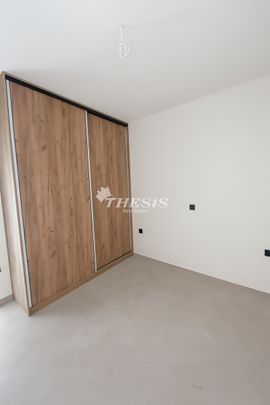 Ανακαινισμένο διαμέρισμα προς ενοικίαση στο Νέο Φάληρο - Photo 1