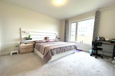 For Lease - 619 Freeport Street, London North, Ontario - Photo 5