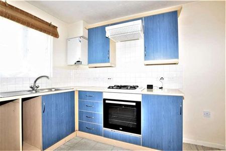 Parr Road, Haverhill, CB9 - Photo 4