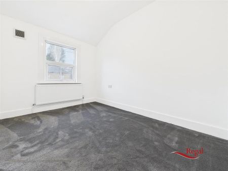 4 bedroom terraced house to rent - Photo 4