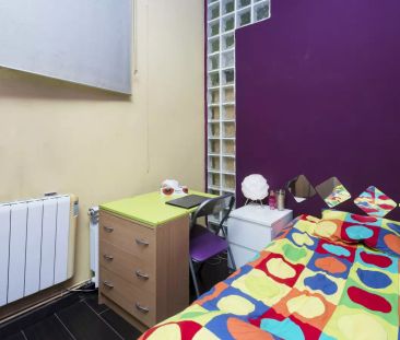 Single Bed in Affordable rooms in a four bedroom apartment near Cas... - Photo 6