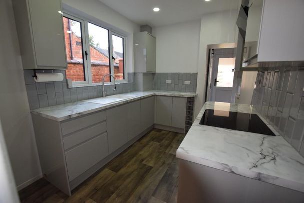 3 bedroom terraced house to rent - Photo 1