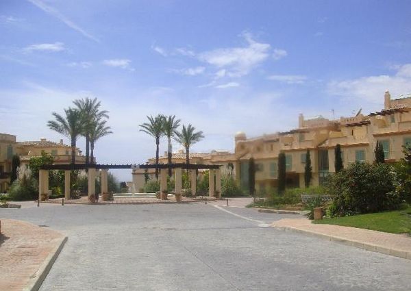 Ref. 35248 Exclusivo apartamento