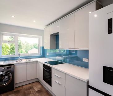2 bedroom flat to rent - Photo 3