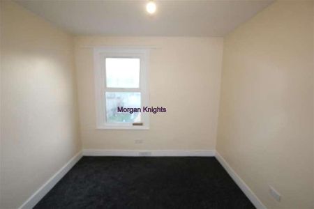 Sherrard Road, Forest Gate, E7 - Photo 5