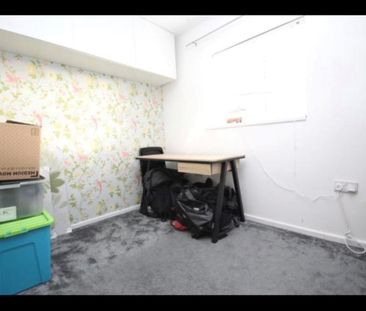 3 bedroom house to rent Bournemouth Road, Poole, Dorset, BH14 - Photo 3