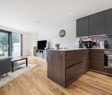 24 Aerodrome Road - Photo 2